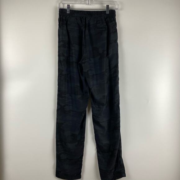 Soft Surroundings Rila Weekend Ankle Pants Black Camo Womens Size XS - Picture 8 of 11